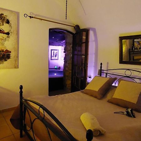 Chambre Love Romantique Avec Spa Privee Calvi (Corsica) Exterior foto