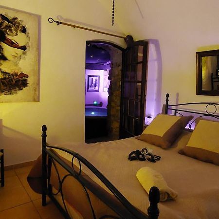 Chambre Love Romantique Avec Spa Privee Calvi (Corsica) Exterior foto