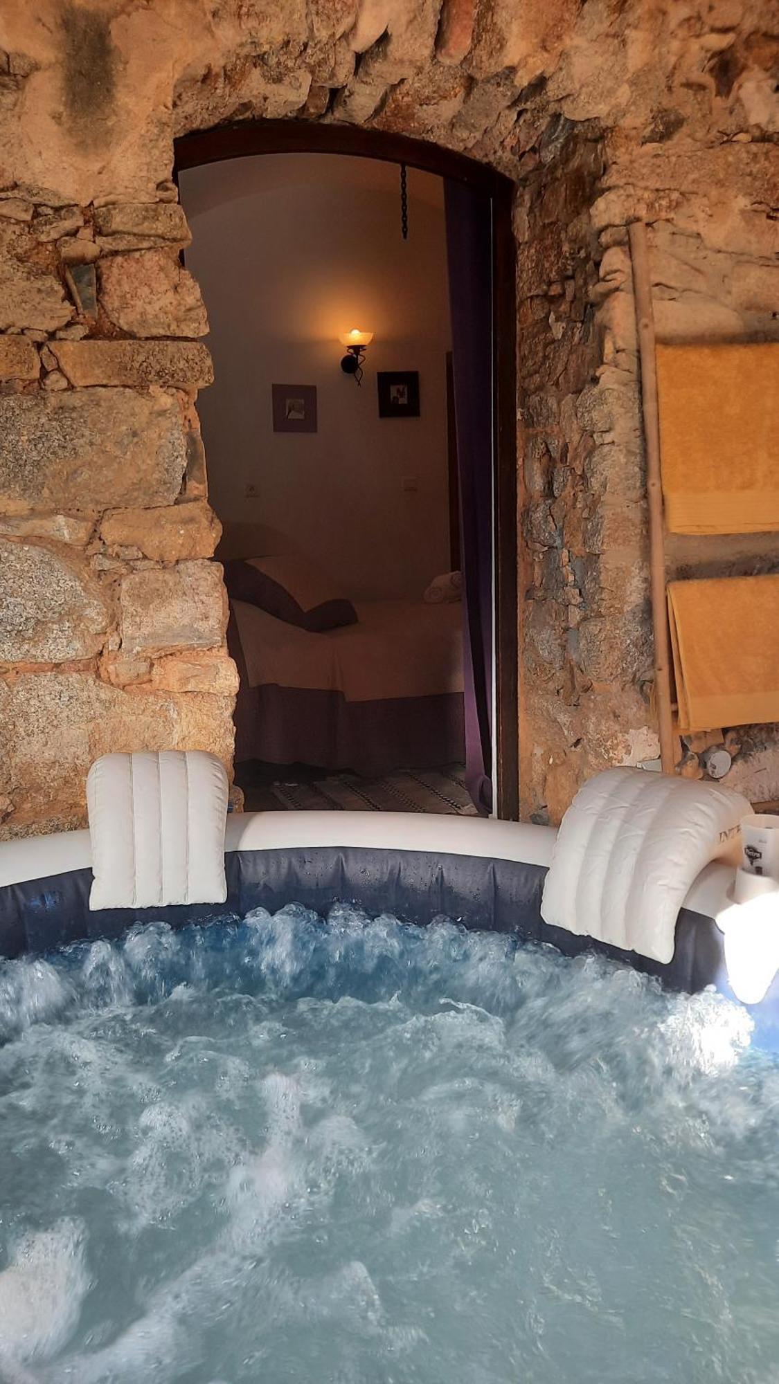 Chambre Love Romantique Avec Spa Privee Calvi (Corsica) Exterior foto